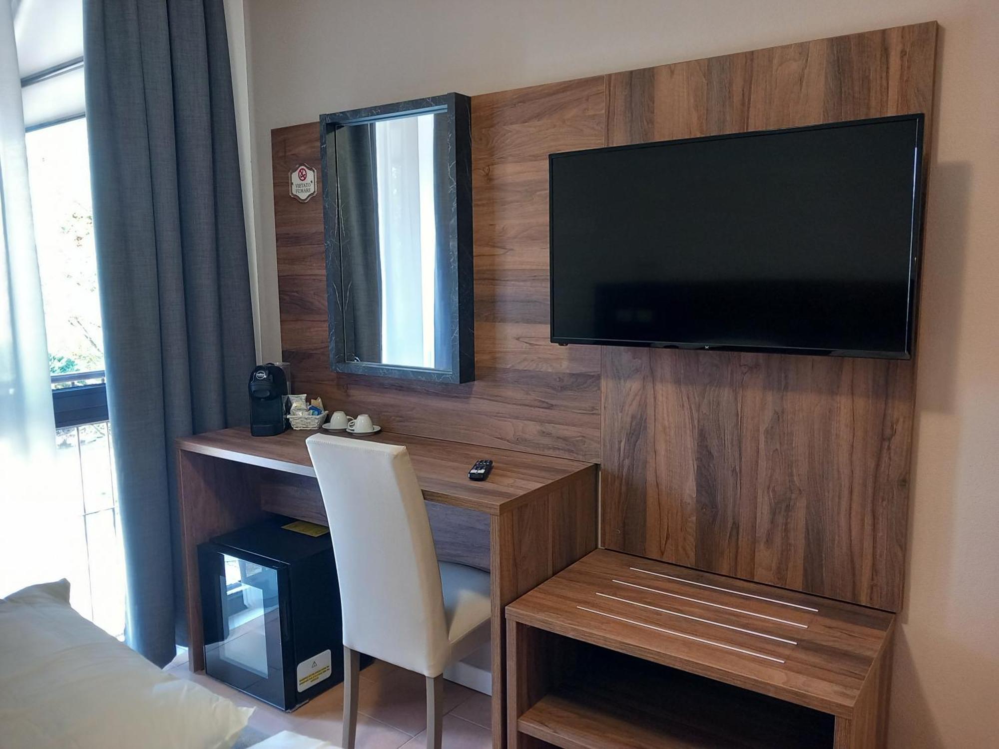 Hotel Brixellum à Brescello Extérieur photo